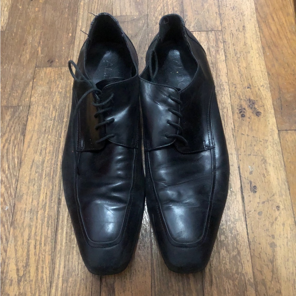 Black square toe aldo shoes